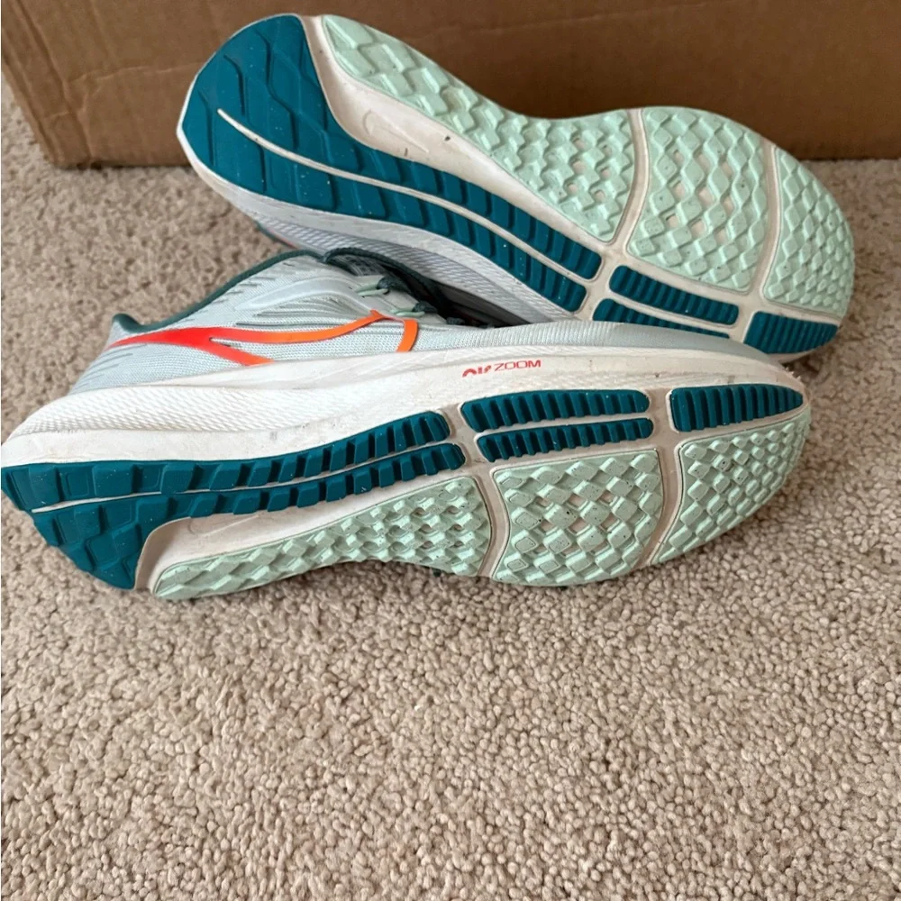 Nike Air Zoom Pegasus 39 Turquoise blue and Orange Running Shoes